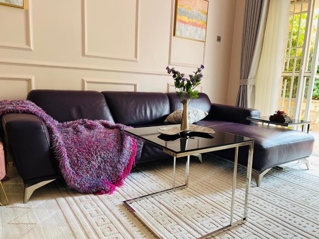 Alsander Homes Raspberry كامبالا المظهر الخارجي الصورة